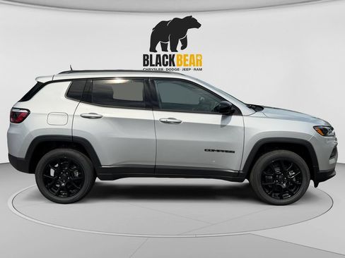 New 2026 Jeep Compass Latitude AWD/4WD image 2