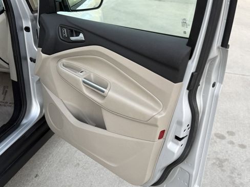 Used 2015 Ford C-MAX SE image 31