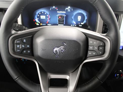 New 2025 Ford Bronco Outer Banks image 33