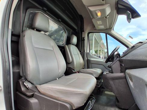 Used 2019 Ford Transit 250 148 Medium Roof RWD image 14