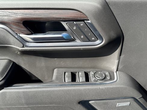 Used 2026 GMC Sierra 1500 SLT w/ SLT Premium Plus Package image 25