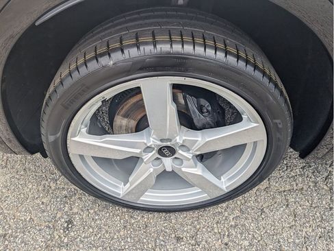 Used 2022 Audi SQ5 Premium image 32