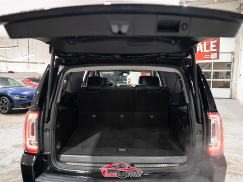 Used 2019 GMC Yukon XL SLT w/ Premium Edition image 49