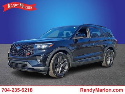 Used 2025 Ford Explorer ST
