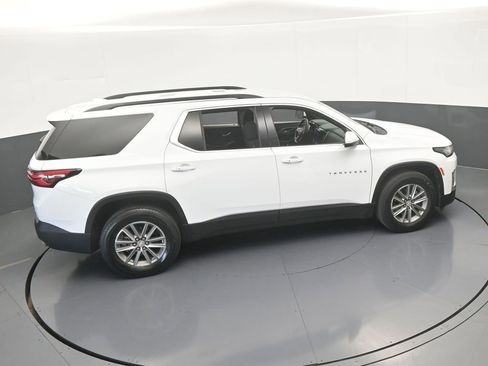 Used 2023 Chevrolet Traverse LT image 51