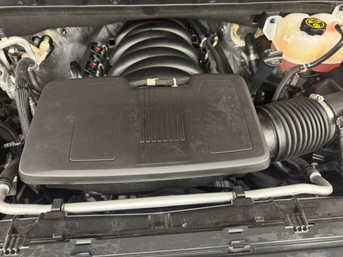 Used 2024 Chevrolet Tahoe High Country RWD image 34