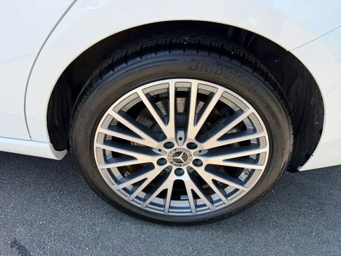 Used 2020 Mercedes-Benz CLA 250 4MATIC image 41