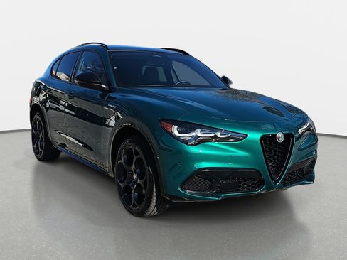 New 2025 Alfa Romeo Stelvio Sprint w/ Veloce Package image 3