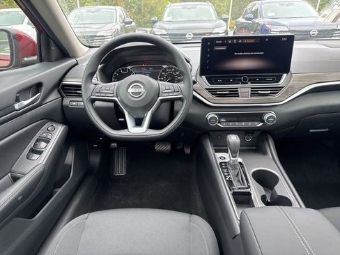 New 2025 Nissan Altima 2.5 SV w/ SV Special Edition Package image 2