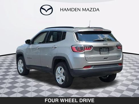 Used 2022 Jeep Compass Latitude AWD/4WD image 5