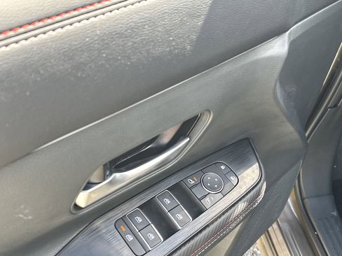 New 2026 Nissan Kicks SR FWD image 15