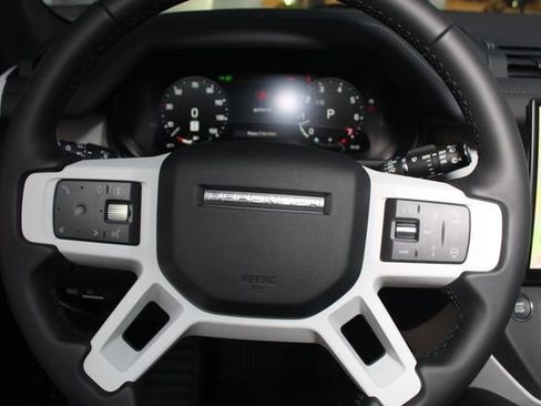 New 2026 Land Rover Defender 130 X-Dynamic SE image 16