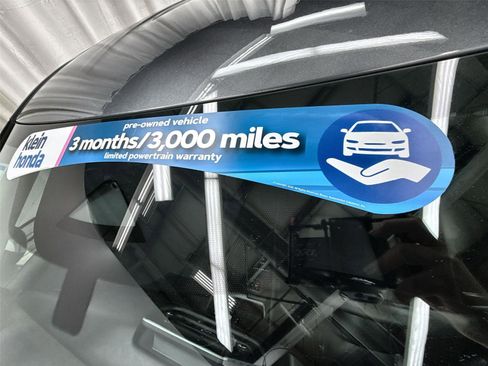 Used 2023 Nissan Rogue SV image 32