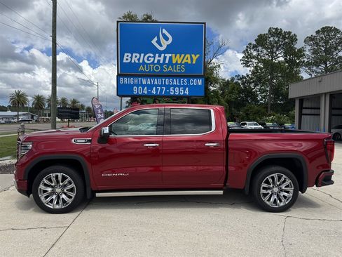 Used 2024 GMC Sierra 1500 Denali w/ Denali Reserve Package AWD/4WD image 2