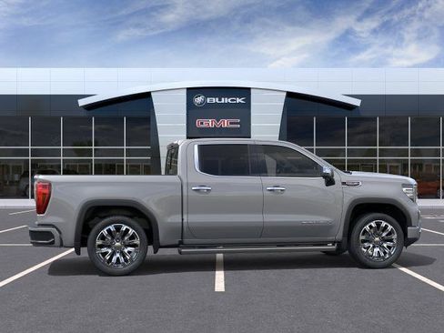 Used 2025 GMC Sierra 1500 Denali AWD/4WD image 29