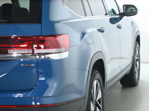 Certified 2026 Volkswagen Atlas SE w/ Panoramic Sunroof Package AWD/4WD image 51