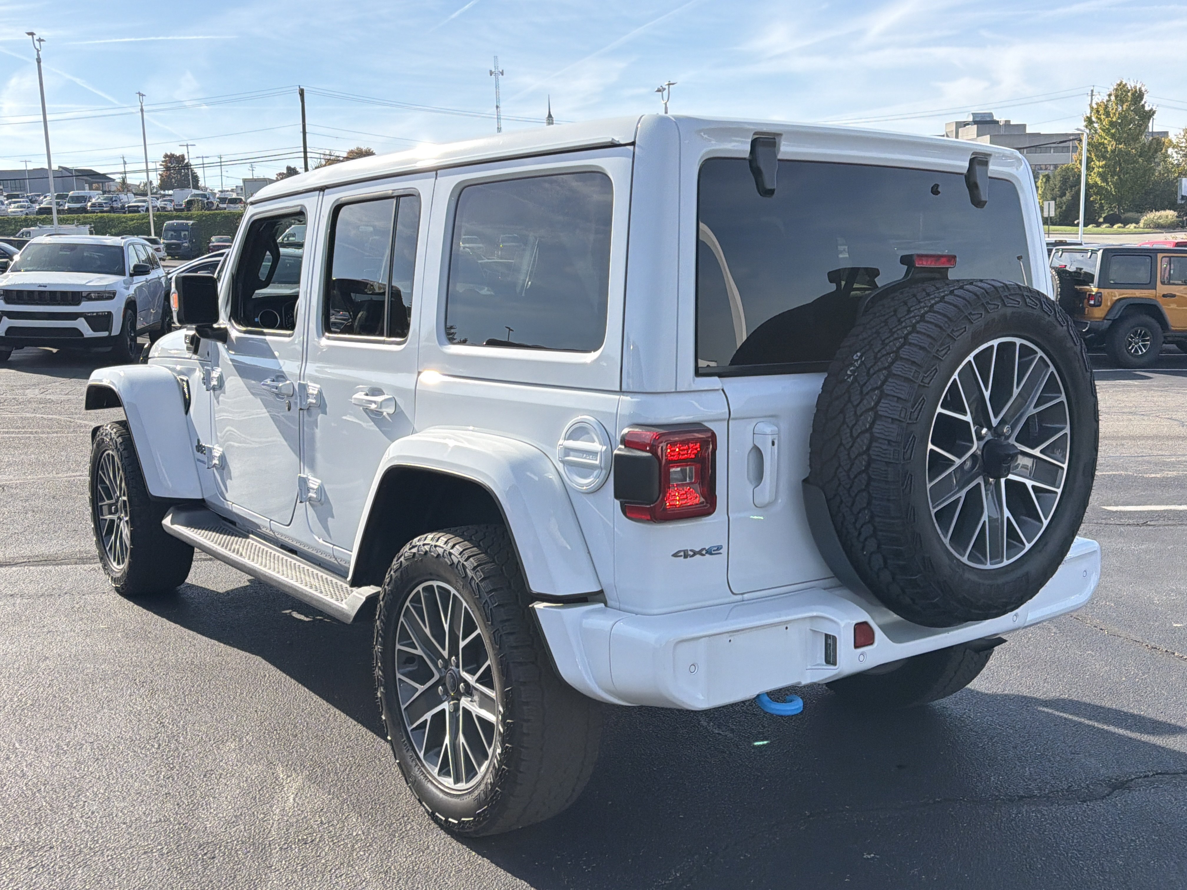 Used 2024 Jeep Wrangler High Altitude AWD/4WD image 7