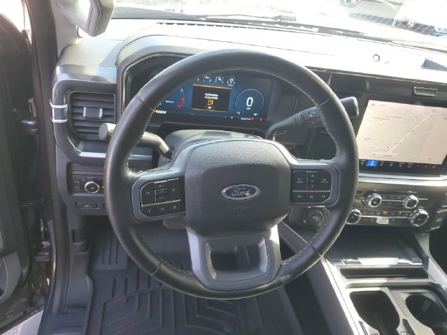 Used 2025 Ford F250 Lariat w/ Black Appearance Package AWD/4WD image 15