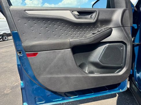 Certified 2020 Ford Escape S FWD image 19
