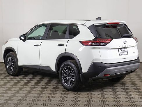 Used 2023 Nissan Rogue S AWD/4WD image 6