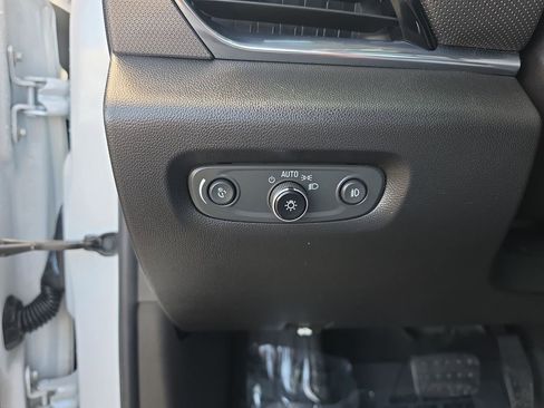 Certified 2018 Chevrolet Traverse Premier image 22