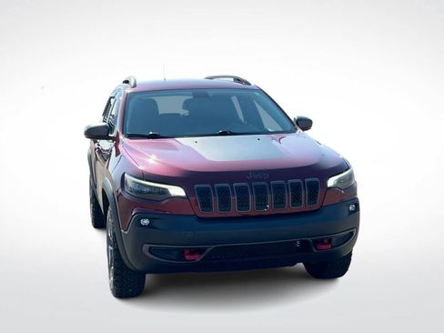 Used 2019 Jeep Cherokee Trailhawk AWD/4WD image 3