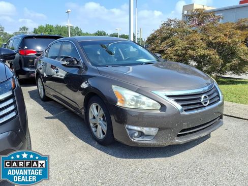 Used 2014 Nissan Altima 2.5 SL w/ Technology Package FWD image 1