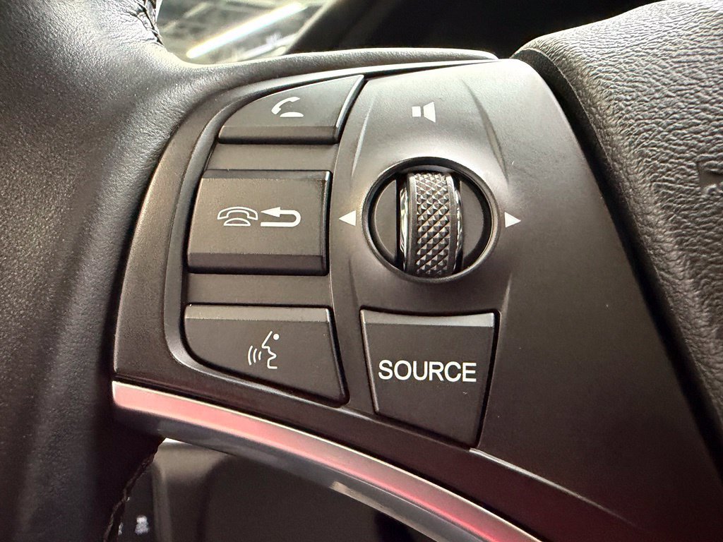 Used 2020 Acura MDX w/ Technology Package AWD/4WD image 28