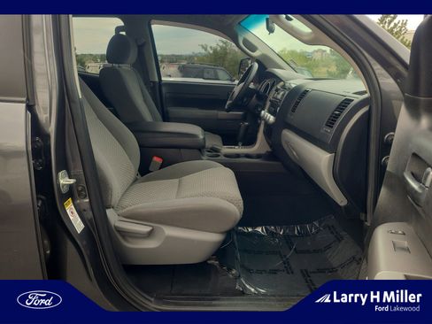 Used 2013 Toyota Tundra 4x4 Double Cab image 19