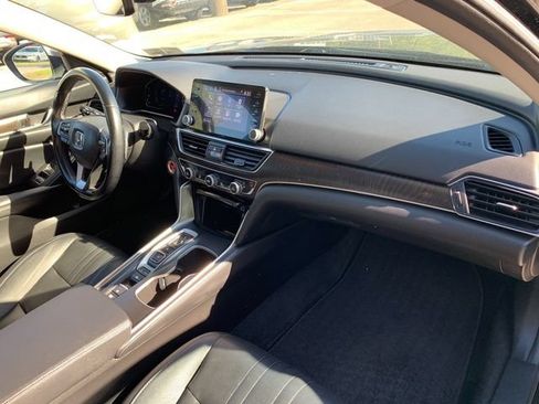 Used 2021 Honda Accord EX-L image 11
