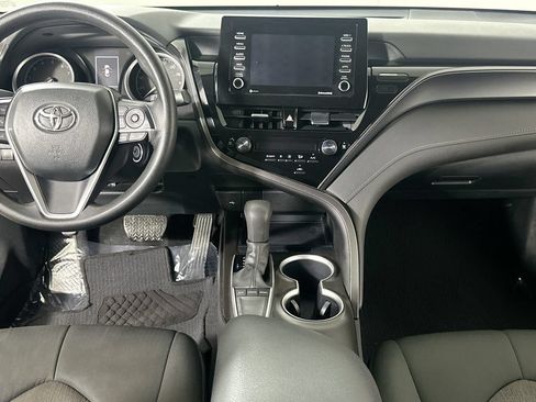 Used 2022 Toyota Camry LE FWD image 20