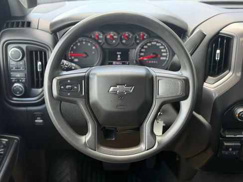 Used 2019 Chevrolet Silverado 1500 Custom Trail Boss w/ Custom Convenience Package AWD/4WD image 17