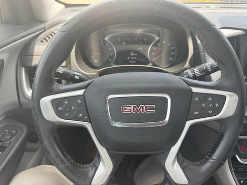 Used 2021 GMC Terrain SLT FWD image 11