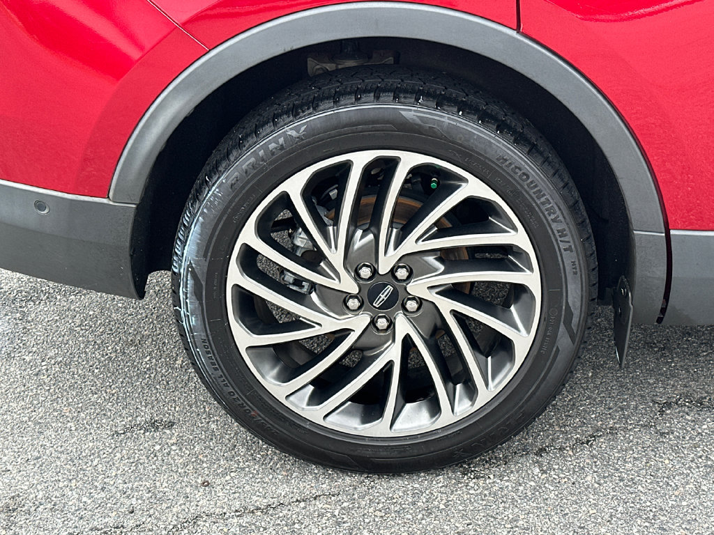 Used 2020 Lincoln Nautilus Reserve FWD image 17