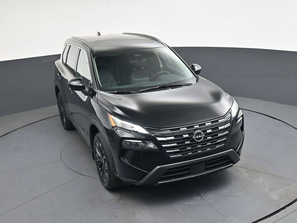 Certified 2026 Nissan Rogue Dark Armor FWD image 31