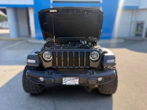 Used 2023 Jeep Wrangler Unlimited Sport AWD/4WD image 11