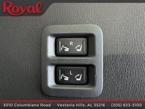 Used 2022 Nissan Armada Platinum w/ Captain's Chairs Package RWD image 15