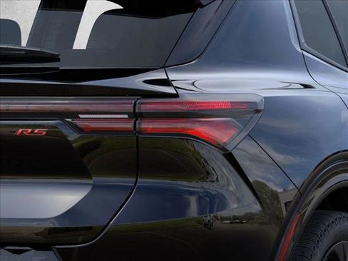 New 2026 Chevrolet Equinox EV RS image 11