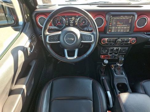 Used 2021 Jeep Wrangler Unlimited Rubicon AWD/4WD image 11