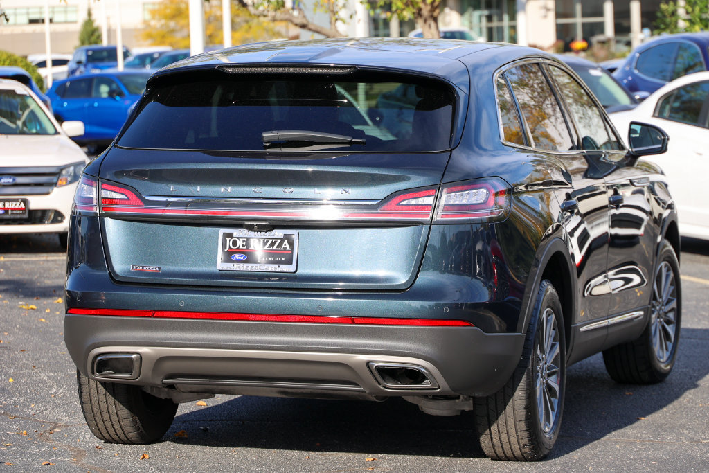 Used 2023 Lincoln Nautilus AWD w/ Premium Package image 27