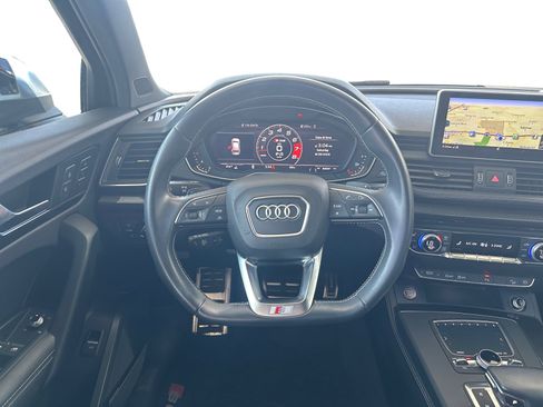 Used 2018 Audi SQ5 Prestige AWD/4WD image 13