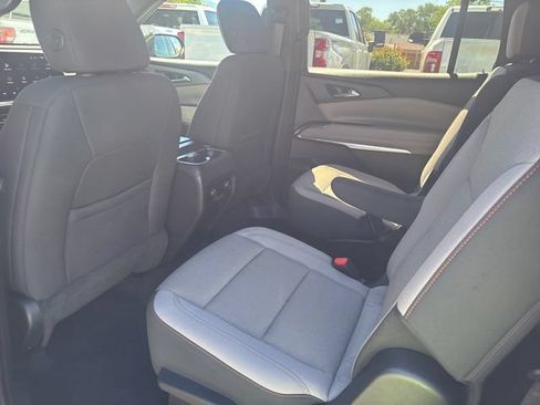 Used 2025 Chevrolet Traverse LT AWD/4WD image 26