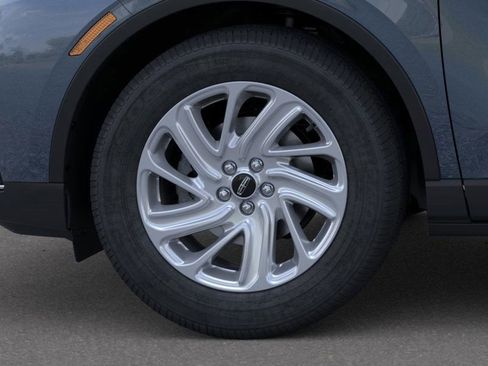 New 2026 Lincoln Corsair Premiere w/ Towing Package image 19