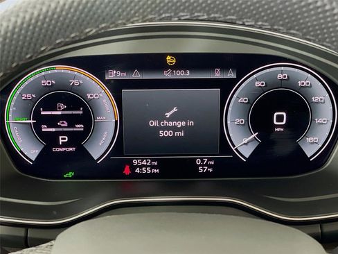 Used 2025 Audi Q5 e Premium Plus w/ Premium Plus Package image 17