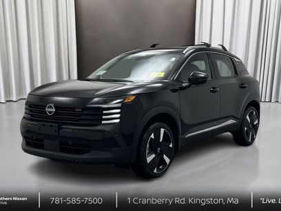 New 2026 Nissan Kicks SR w/ Cold Weather Package