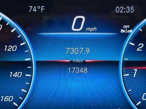 Used 2023 Mercedes-Benz GLE 350 4MATIC image 28