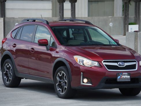 Used 2016 Subaru Crosstrek 2.0i Premium image 23