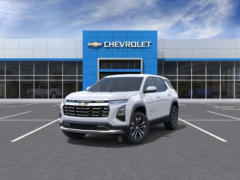 New 2027 Chevrolet Equinox LT w/ Convenience Package II FWD image 8
