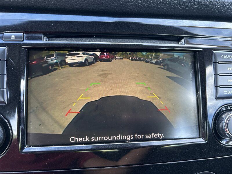 Used 2020 Nissan Rogue S AWD/4WD image 14
