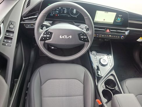 New 2025 Kia Niro Wind w/ Wind Preserve Package image 12